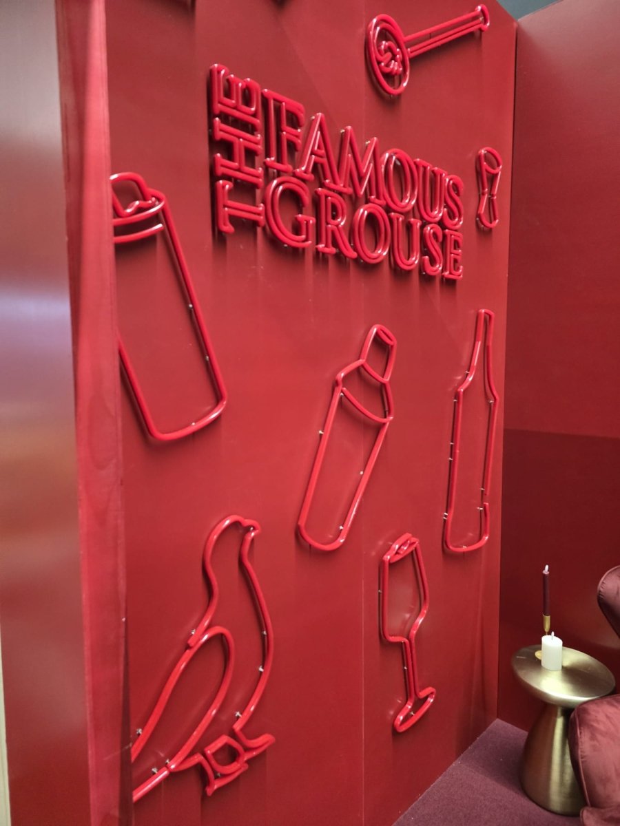 https://dutchneonsign.nl/
